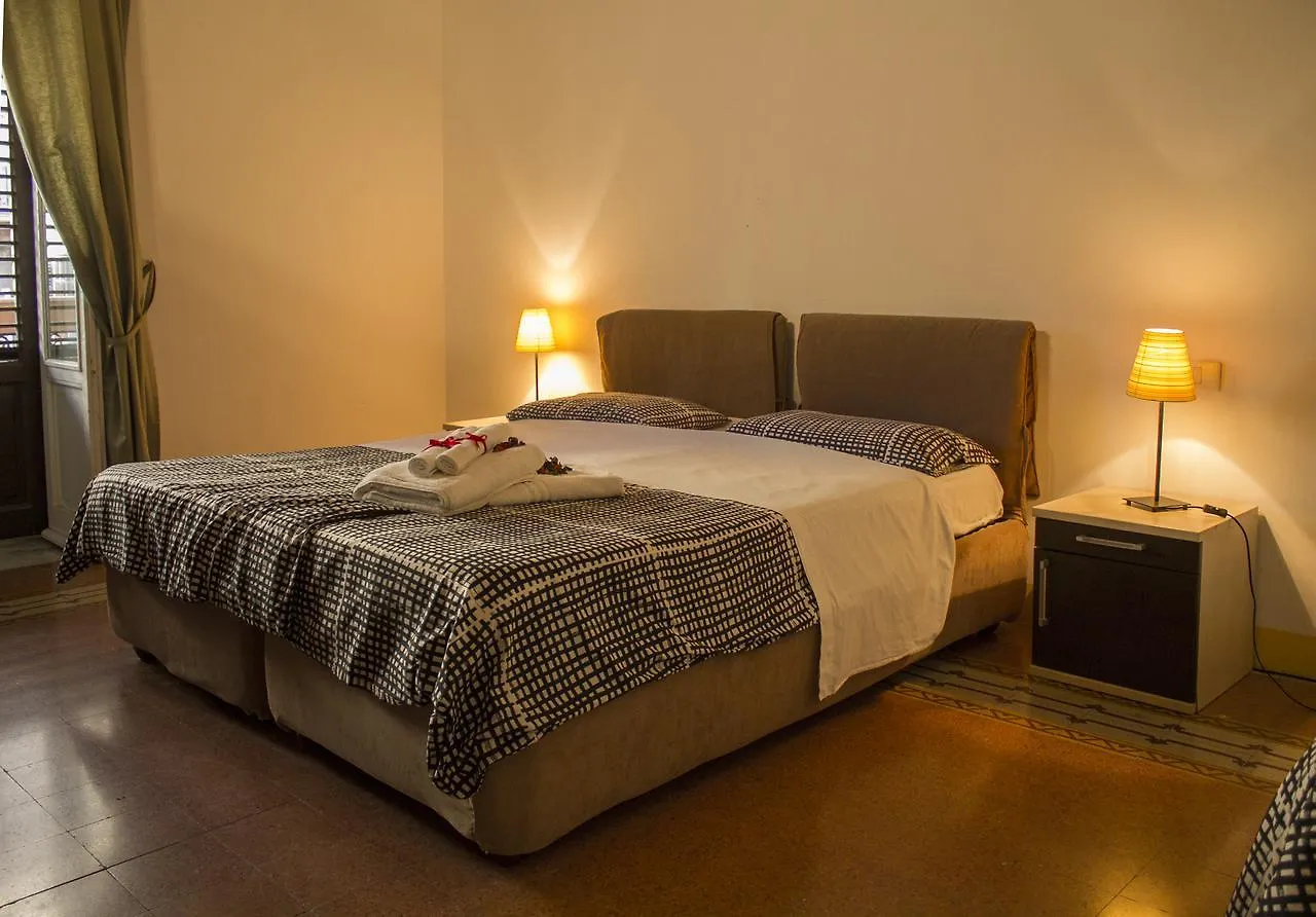 Hotel Palazzo Savona Palermo Italien